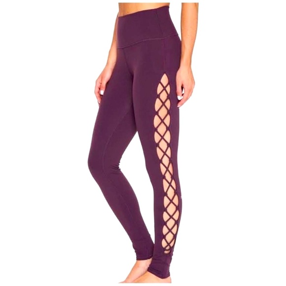 ALO Yoga Pants - Alo high waist interlace purple power sculpt leggings, Sz Medium